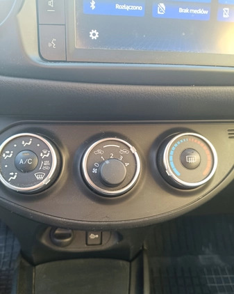 Toyota Yaris cena 54999 przebieg: 72000, rok produkcji 2020 z Warszawa małe 232